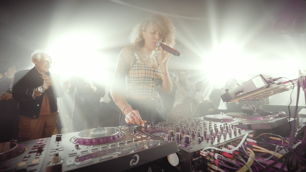 AWEN - Singer & DJ